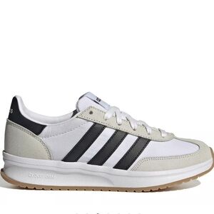 Adidas White and Black Sneakers Retro Style
